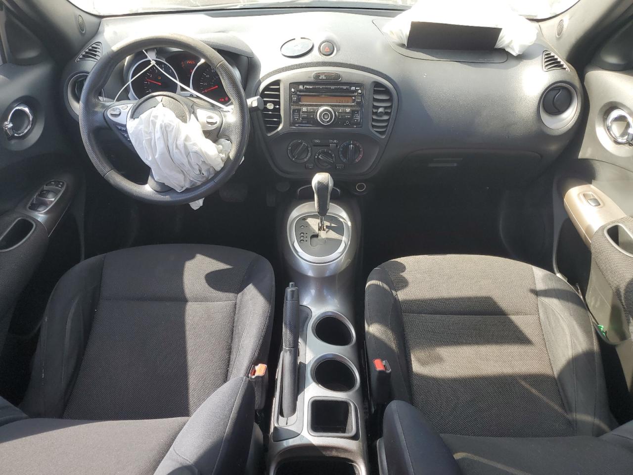 2014 Nissan Juke S VIN: JN8AF5MR4ET350041 Lot: 85702665