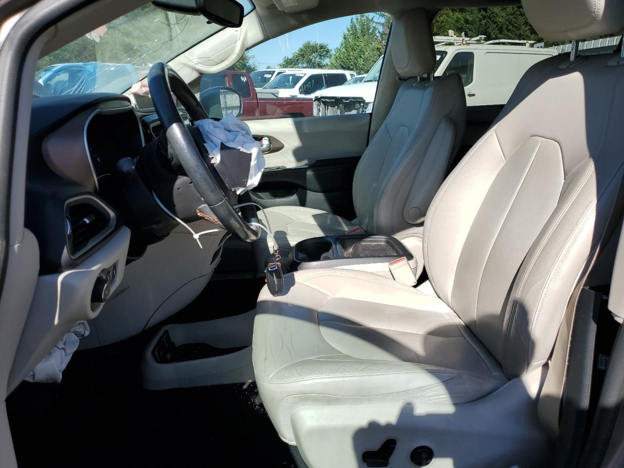 2017 Chrysler Pacifica Touring L VIN: 2C4RC1BG4HR535901 Lot: 82364805