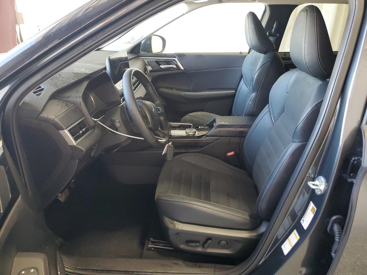 2025 Mitsubishi Outlander Se VIN: JA4J4VA88SZ013758 Lot: 85312865