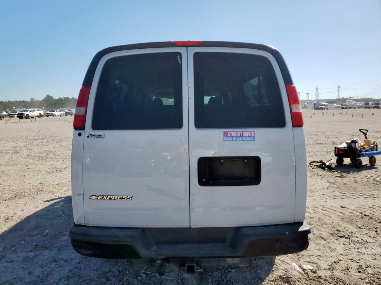 2018 Chevrolet Express G3500 Ls VIN: 1GAZGNFG9J1345715 Lot: 85749925