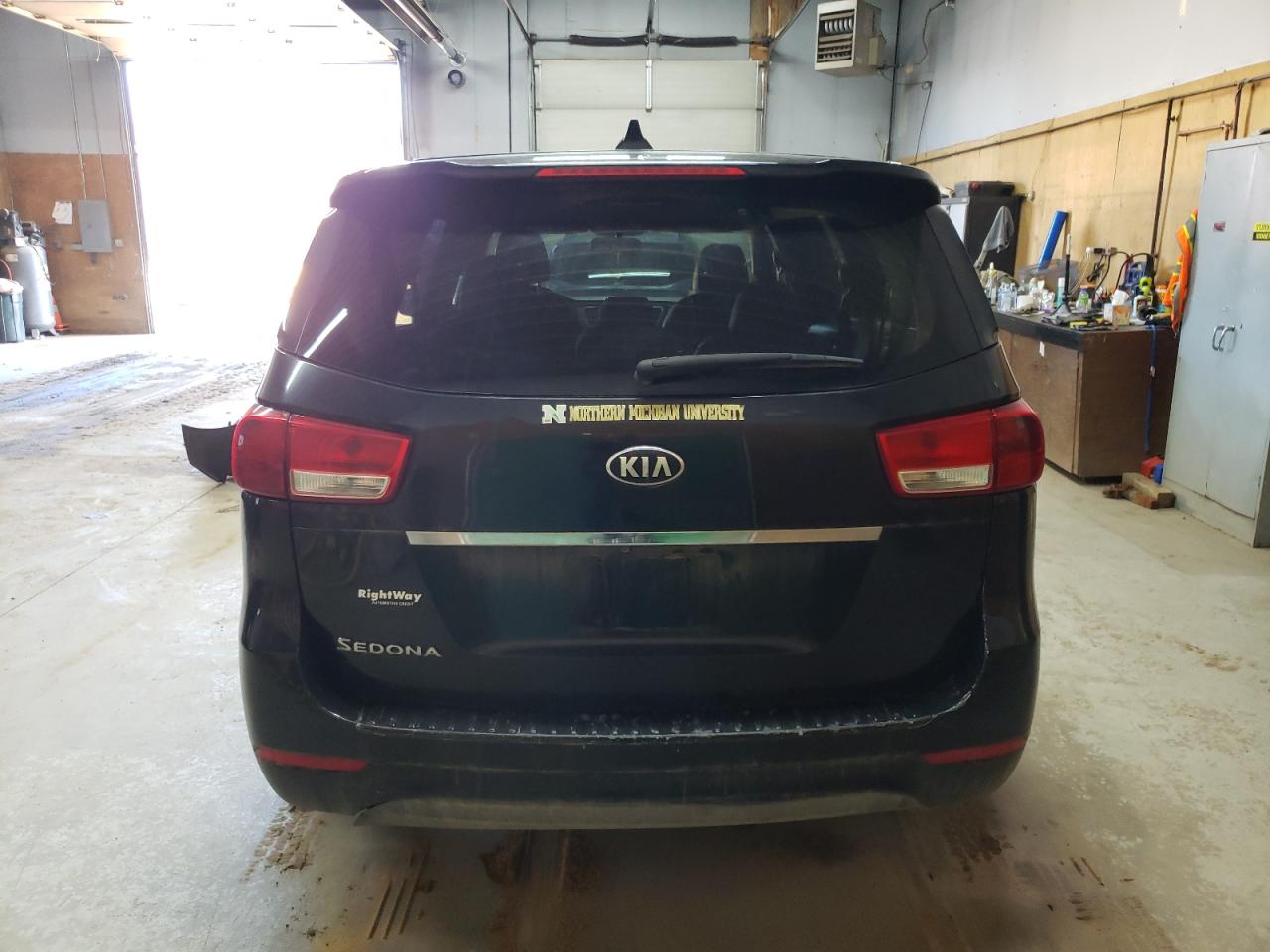 2018 Kia Sedona Lx VIN: KNDMB5C18J6382855 Lot: 82656135