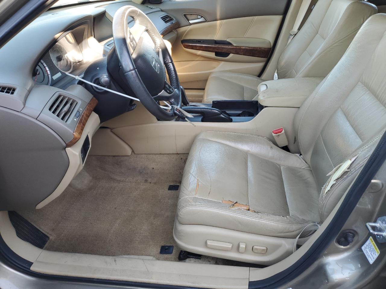 2010 Honda Accord Exl VIN: 1HGCP2F83AA021844 Lot: 86310975