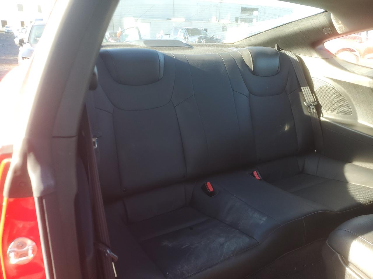 2010 Hyundai Genesis Coupe 3.8L VIN: KMHHU6KH6AU011233 Lot: 82492285