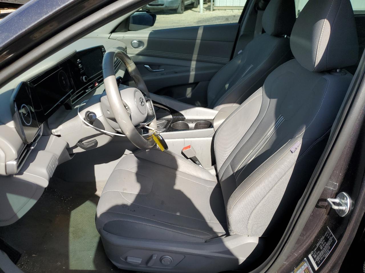 2022 Hyundai Elantra Sel VIN: 5NPLN4AG2NH057389 Lot: 85427375