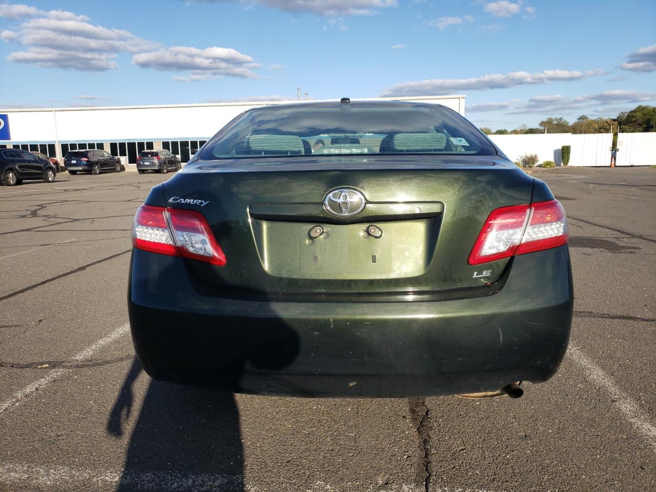 2011 Toyota Camry Base VIN: 4T1BF3EK6BU584902 Lot: 82459825