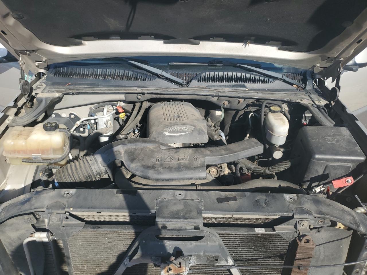 2004 Chevrolet Avalanche K1500 VIN: 3GNEK12T04G187052 Lot: 83967015