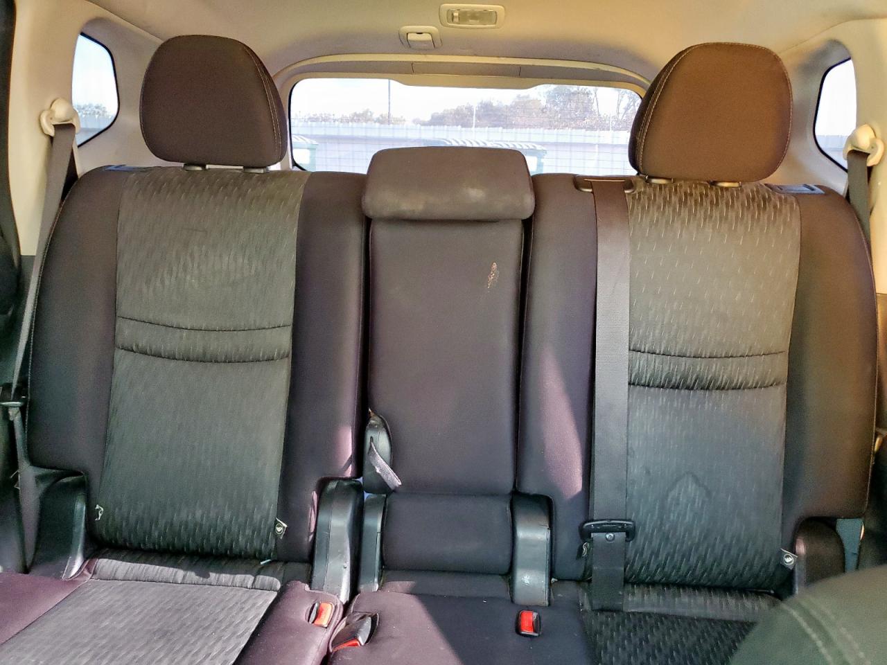 2017 Nissan Rogue S VIN: JN8AT2MTXHW394342 Lot: 85704995