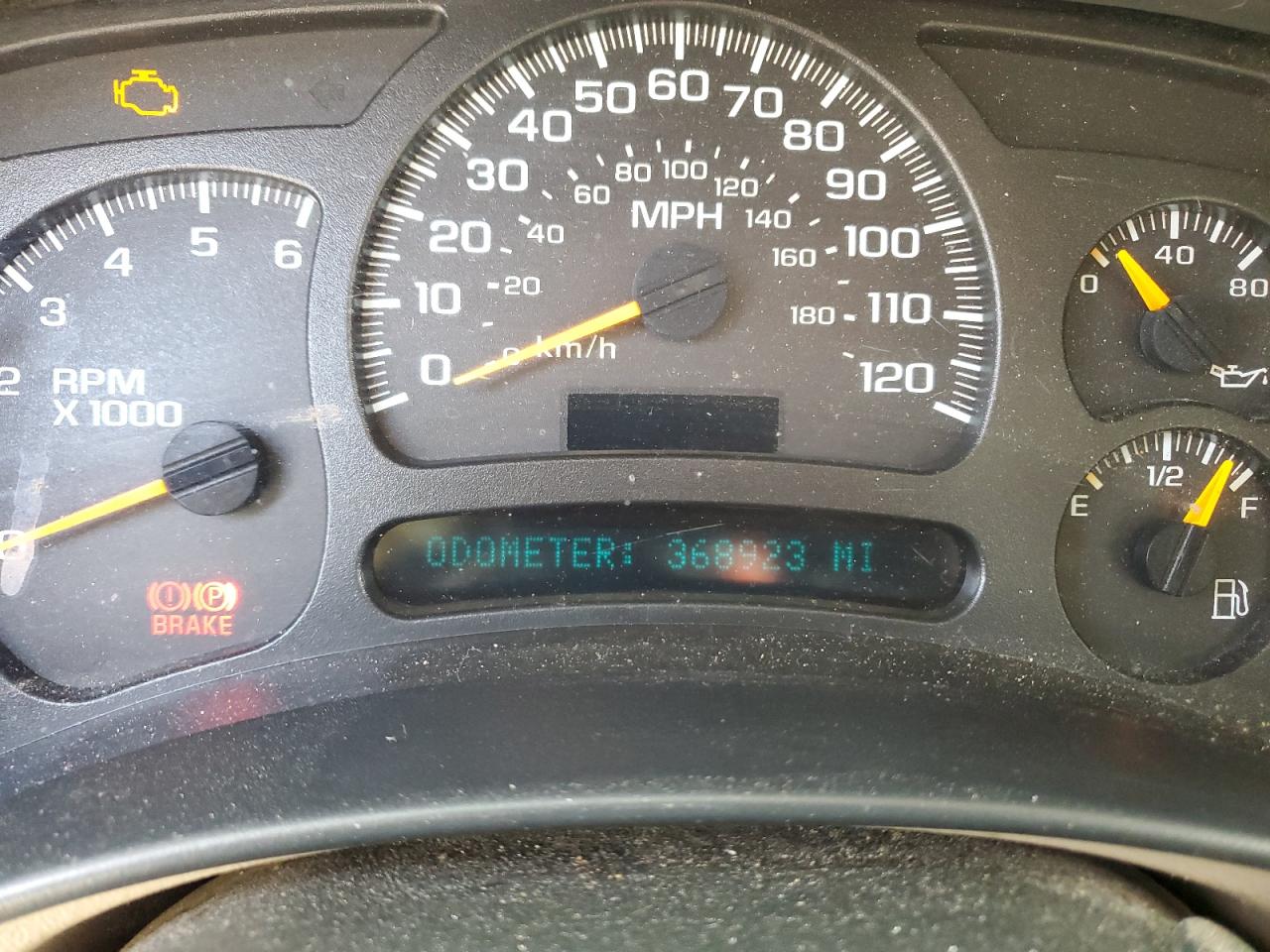 2005 Chevrolet Tahoe K1500 VIN: 1GNEK13T85R230519 Lot: 85675895