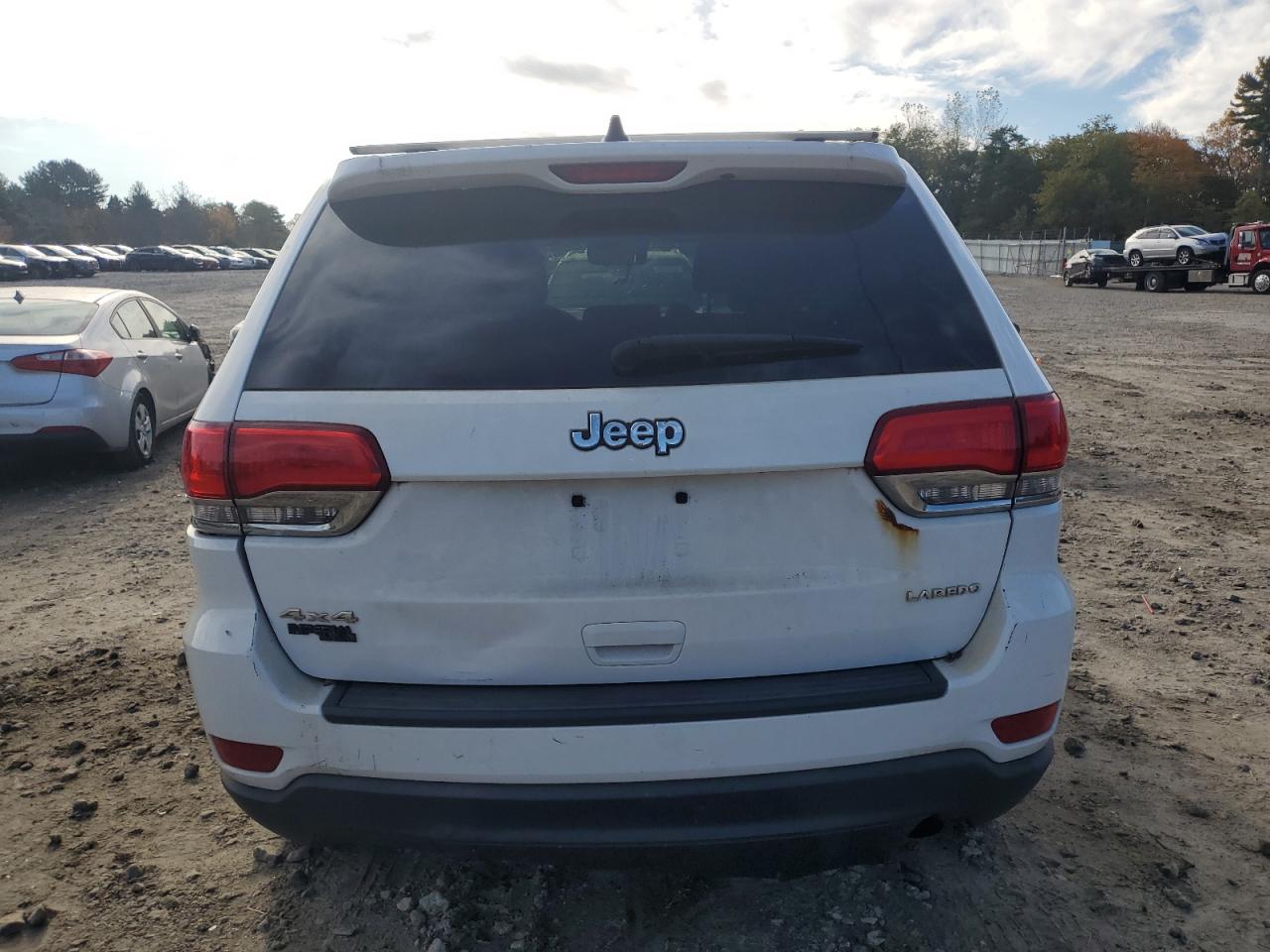 2016 Jeep Grand Cherokee Laredo VIN: 1C4RJFAG8GC324275 Lot: 89869575