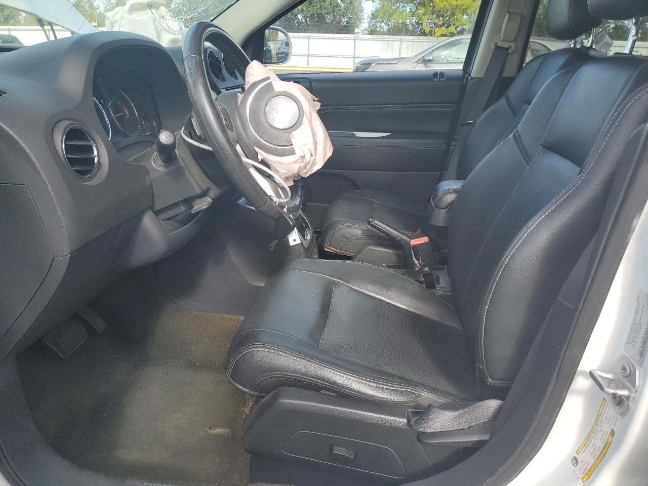 2016 Jeep Compass Latitude VIN: 1C4NJDEB6GD745018 Lot: 82645065