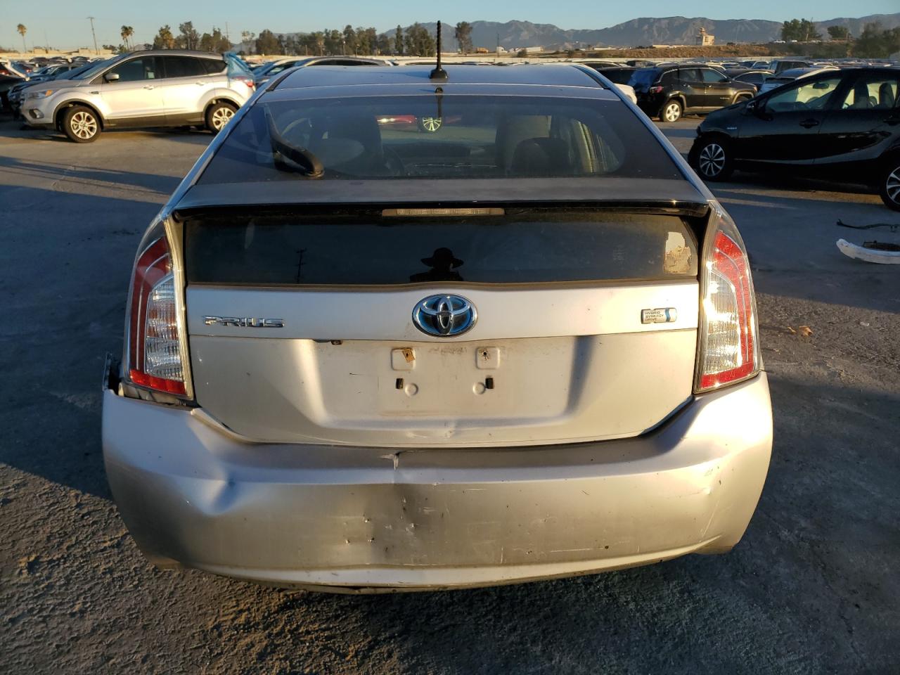 2015 Toyota Prius VIN: JTDKN3DU7F0445031 Lot: 82609315