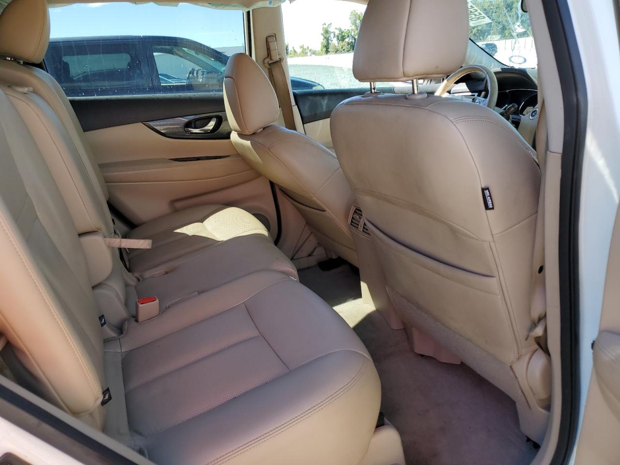 2015 Nissan Rogue S VIN: 5N1AT2MT2FC902972 Lot: 85654005