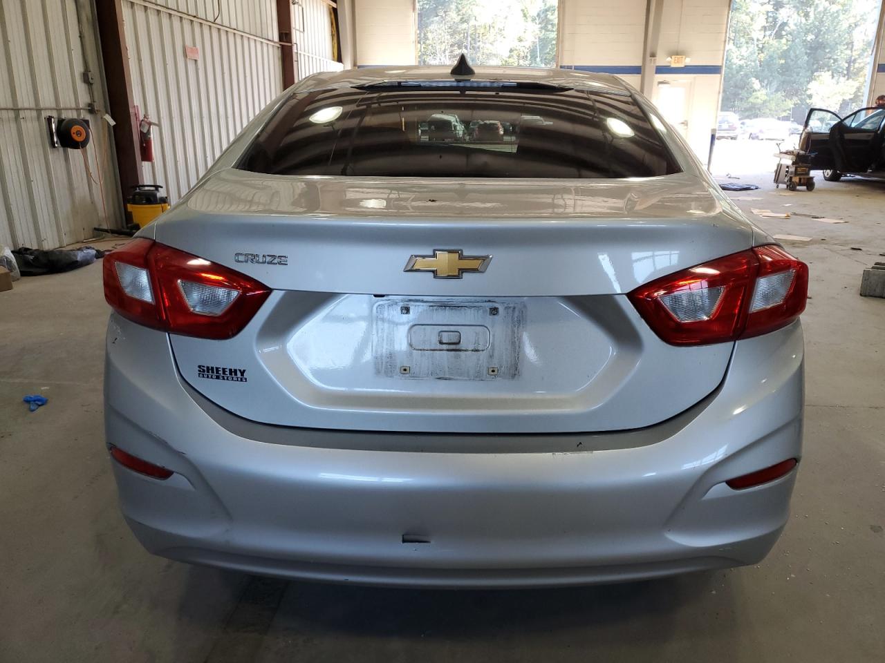 2017 Chevrolet Cruze Ls VIN: 1G1BC5SM6H7120300 Lot: 85920205