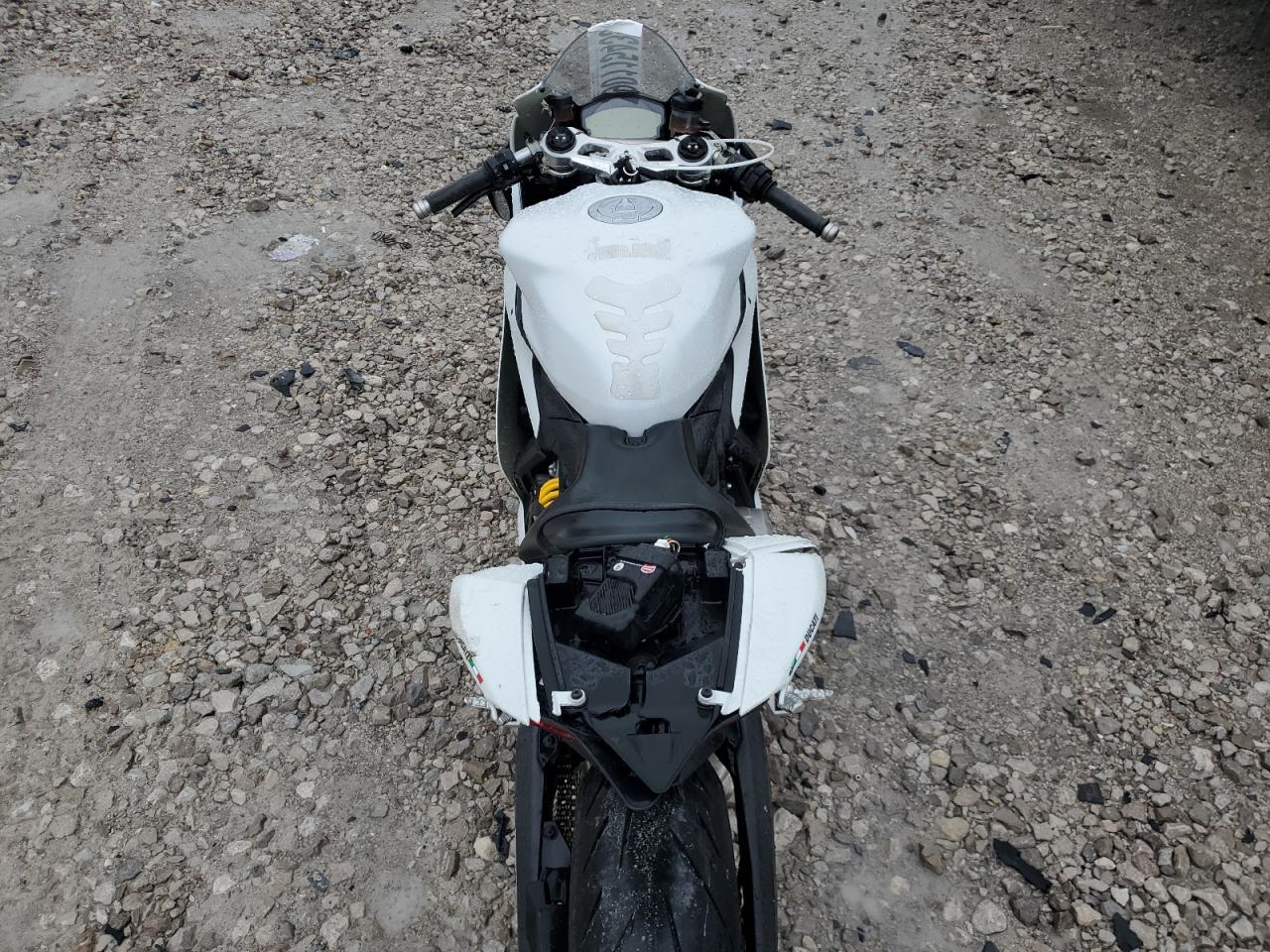 2014 Ducati Superbike 899 Panigale VIN: ZDM14BUW2EB017840 Lot: 90115435