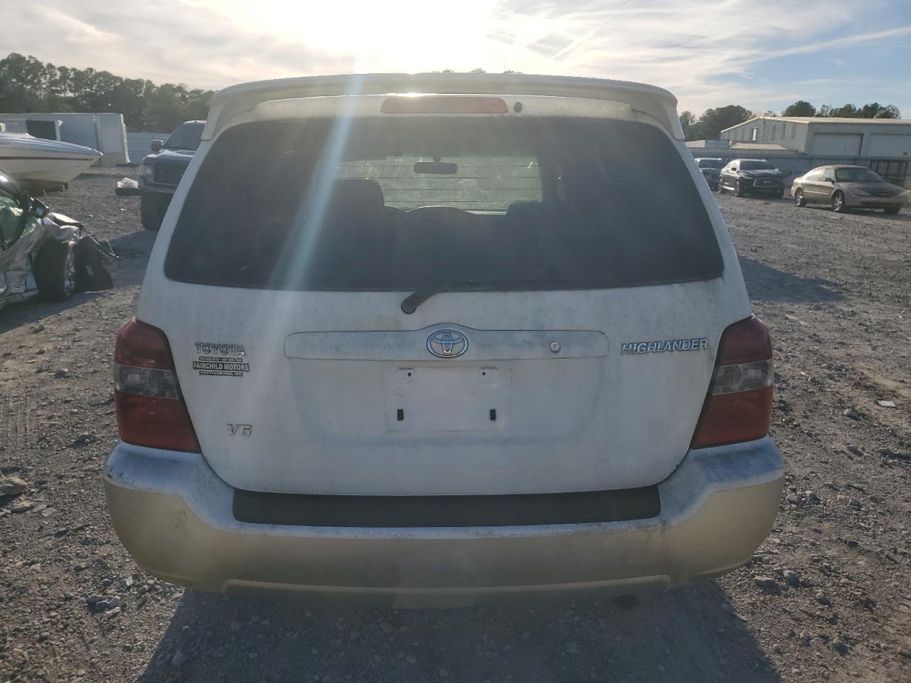 2004 Toyota Highlander Base VIN: JTEGP21A140021020 Lot: 84836615