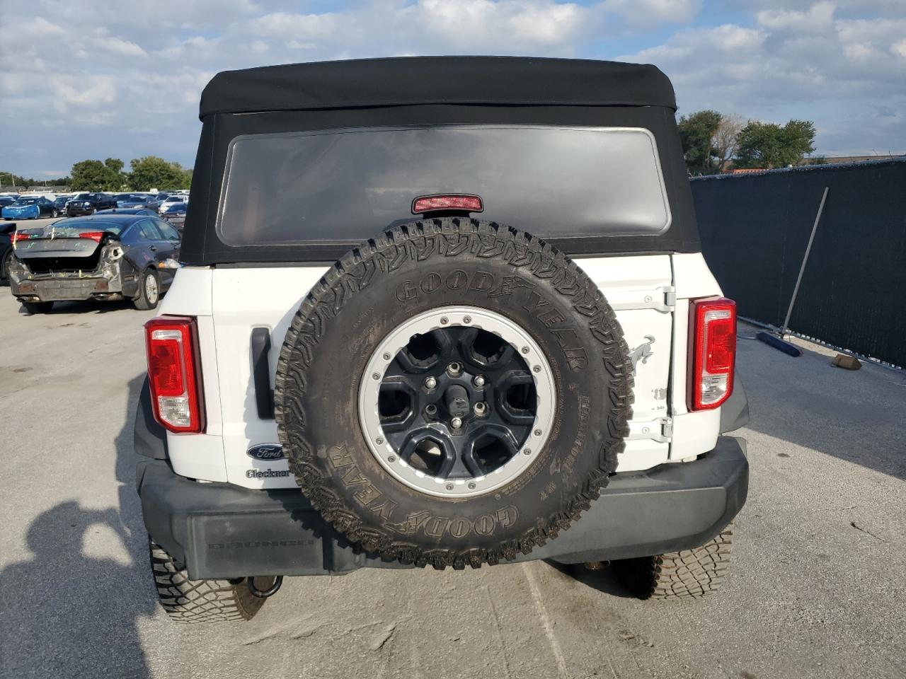 2021 Ford Bronco Base VIN: 1FMDE5DH7MLA97679 Lot: 84212615