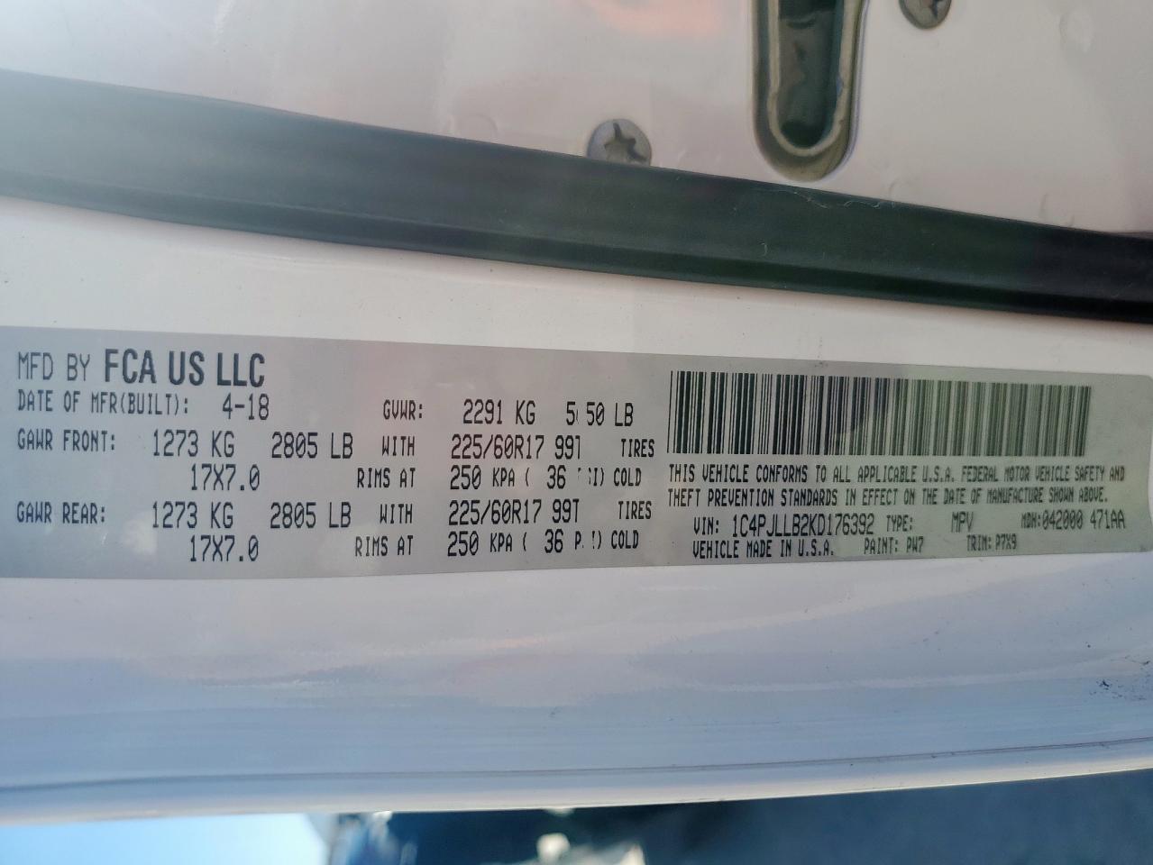 2019 Jeep Cherokee Latitude Plus VIN: 1C4PJLLB2KD176392 Lot: 86108665