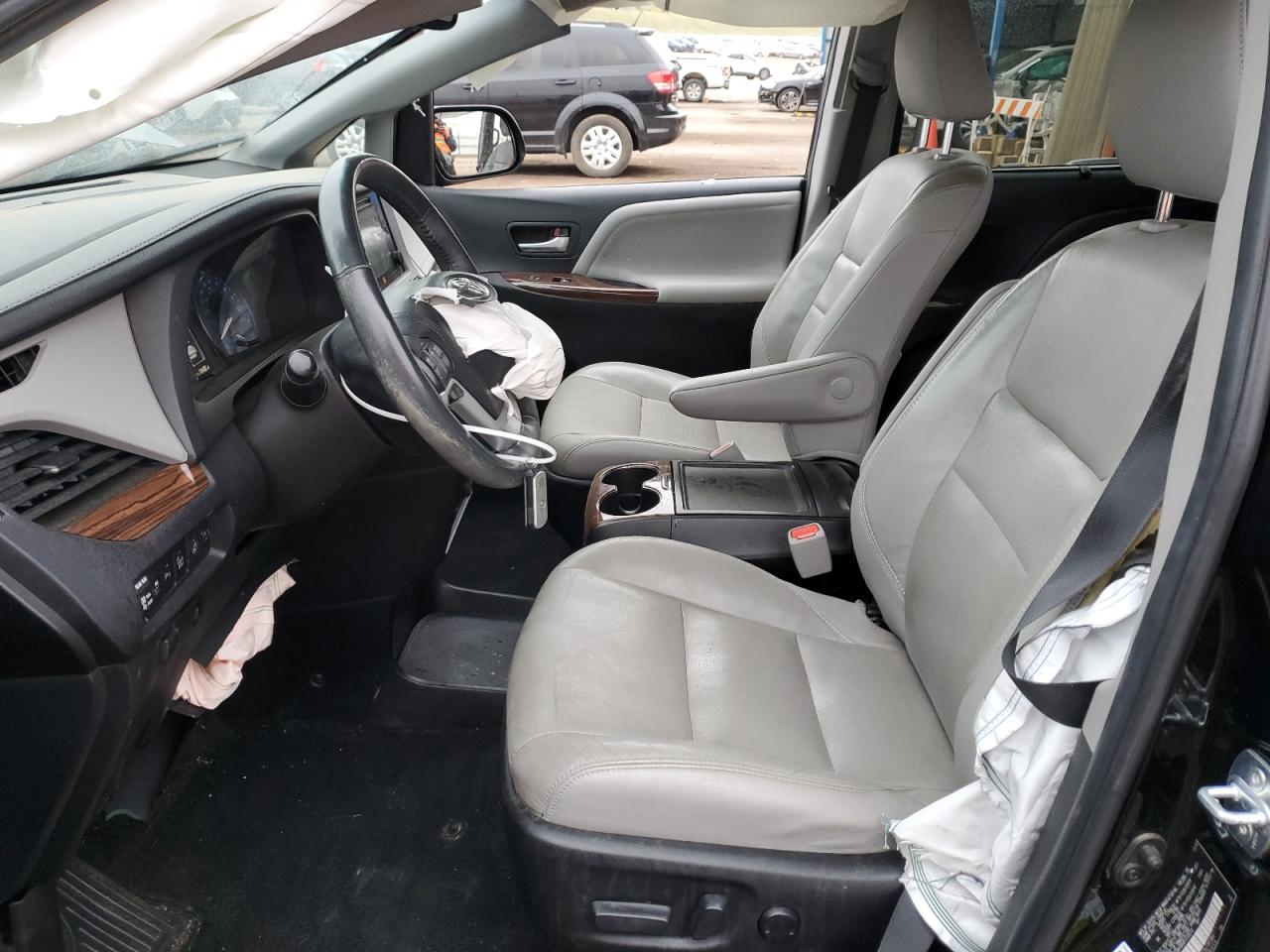 2015 Toyota Sienna Xle VIN: 5TDDK3DC6FS125513 Lot: 82234105