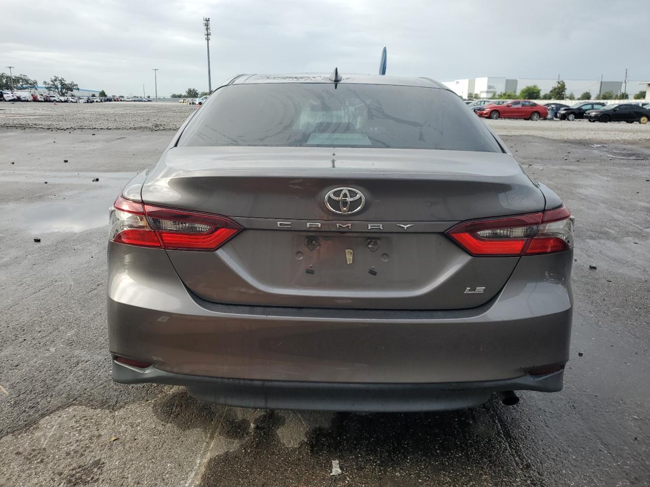 2021 Toyota Camry Le VIN: 4T1C11AK3MU572576 Lot: 84660395