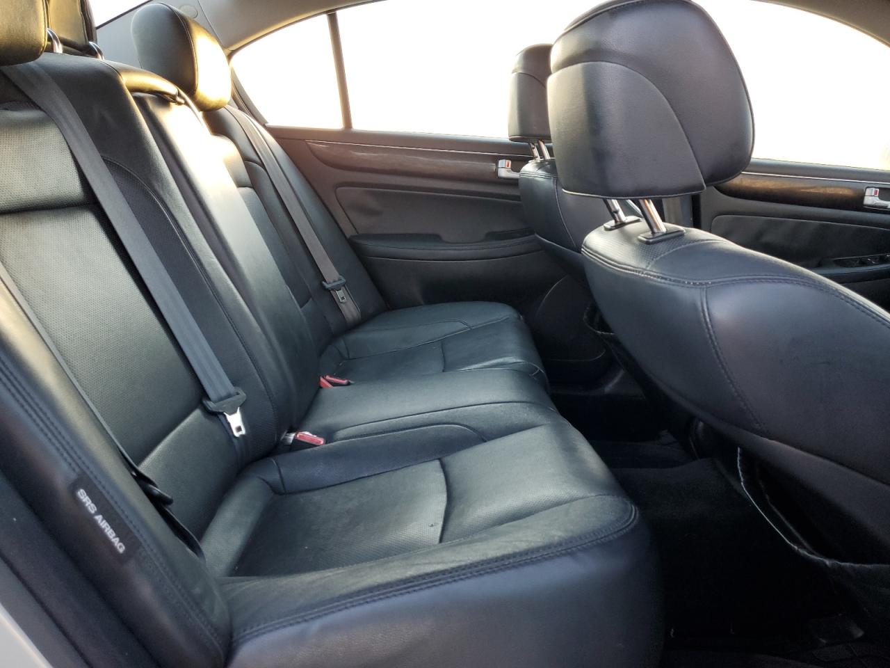 2013 Hyundai Genesis 3.8L VIN: KMHGC4DD4DU212503 Lot: 82568375