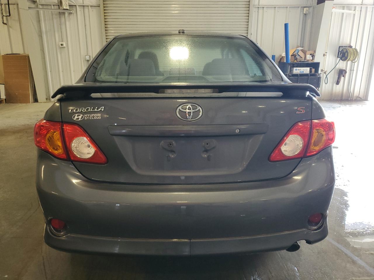 2010 Toyota Corolla Base VIN: 2T1BU4EE4AC291621 Lot: 84829685