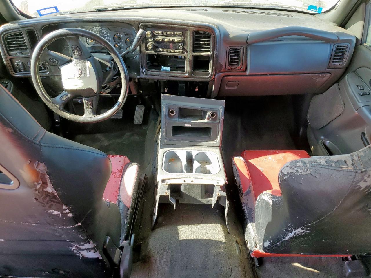 2005 GMC New Sierra C1500 VIN: 2GTEC13T951353941 Lot: 85594215