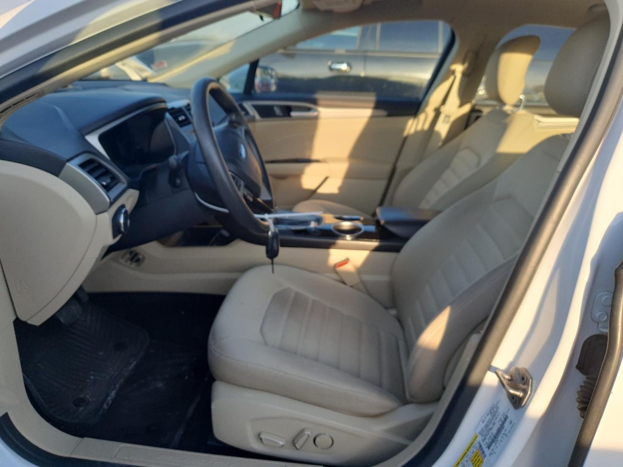 2013 Ford Fusion Se VIN: 3FA6P0H74DR207803 Lot: 82185915