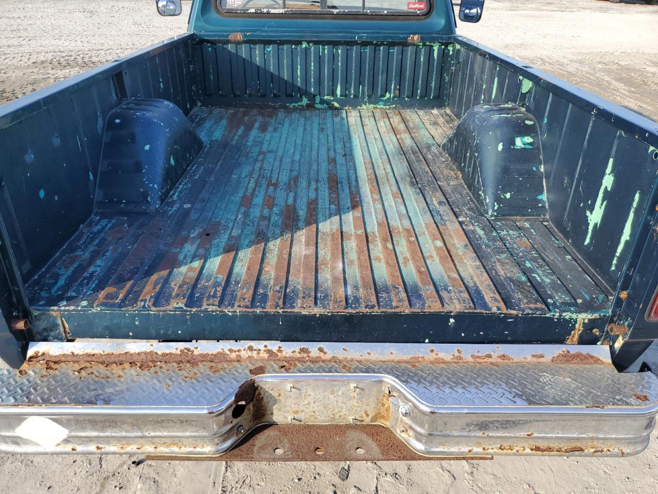 1985 Dodge D-Series D300 VIN: 1B7KD34W7FS621228 Lot: 90608105