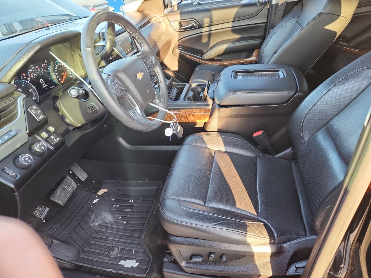 2018 Chevrolet Tahoe K1500 Premier VIN: 1GNSKCKC4JR360775 Lot: 87408795