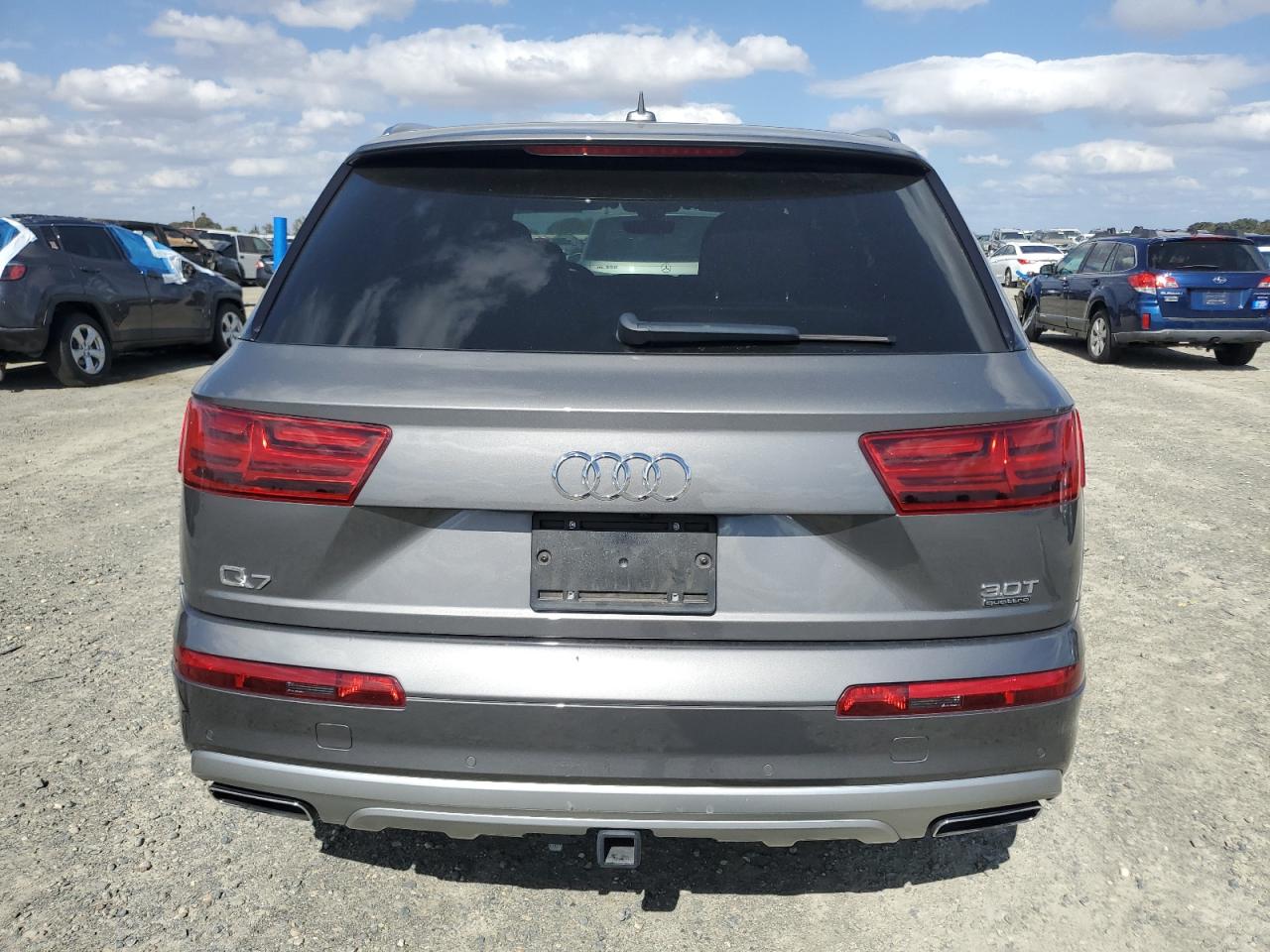 2017 Audi Q7 Premium Plus VIN: WA1LAAF79HD056490 Lot: 86077195