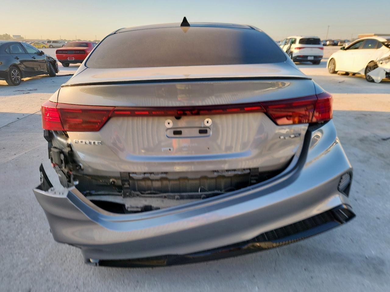 2022 Kia Forte Gt Line VIN: 3KPF54AD6NE479852 Lot: 82278495