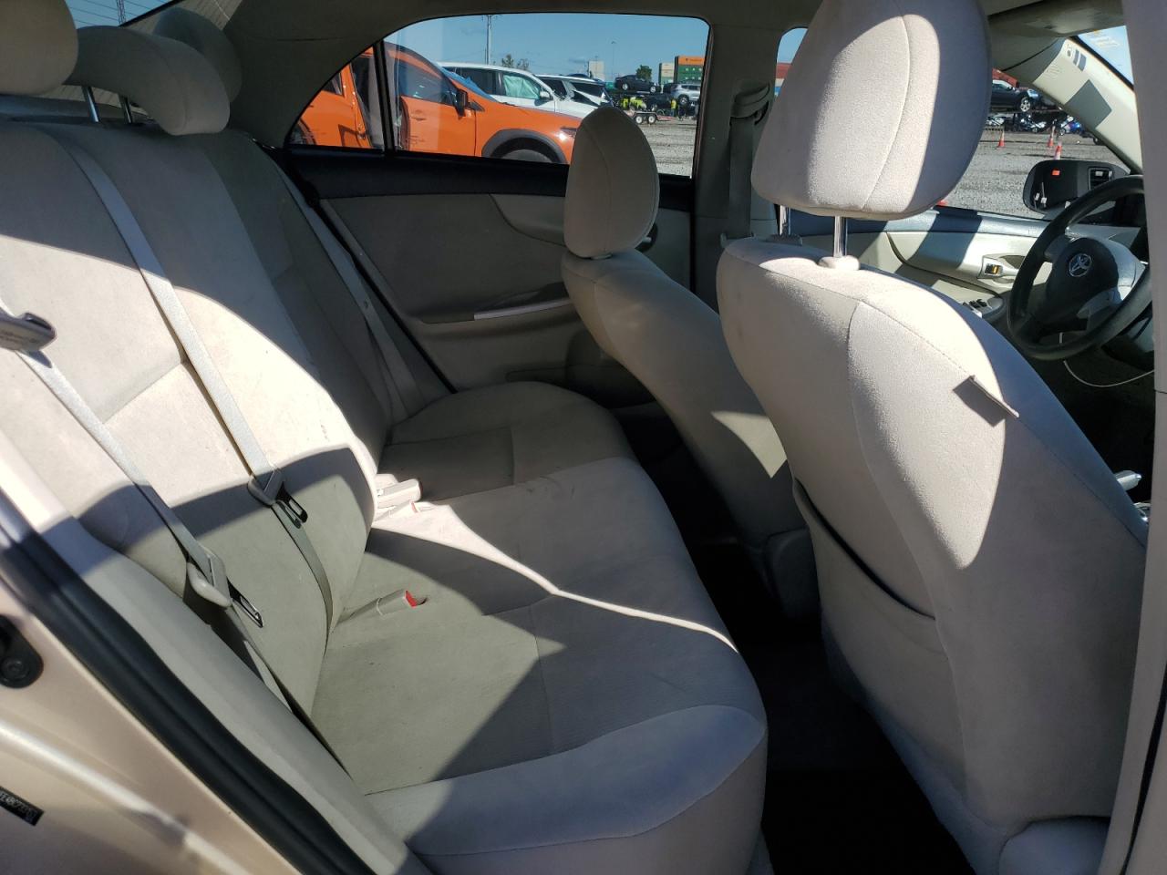 2011 Toyota Corolla Base VIN: 2T1BU4EE4BC733153 Lot: 84658505