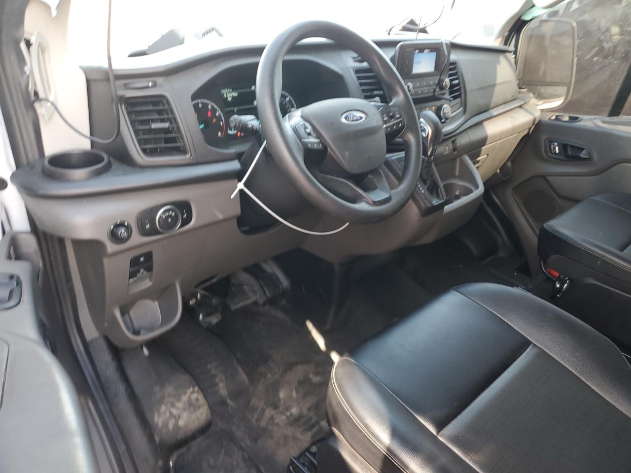 2024 Ford Transit Cargo Van T- VIN: 1FTYE1Y82RKA17338 Lot: 82764665