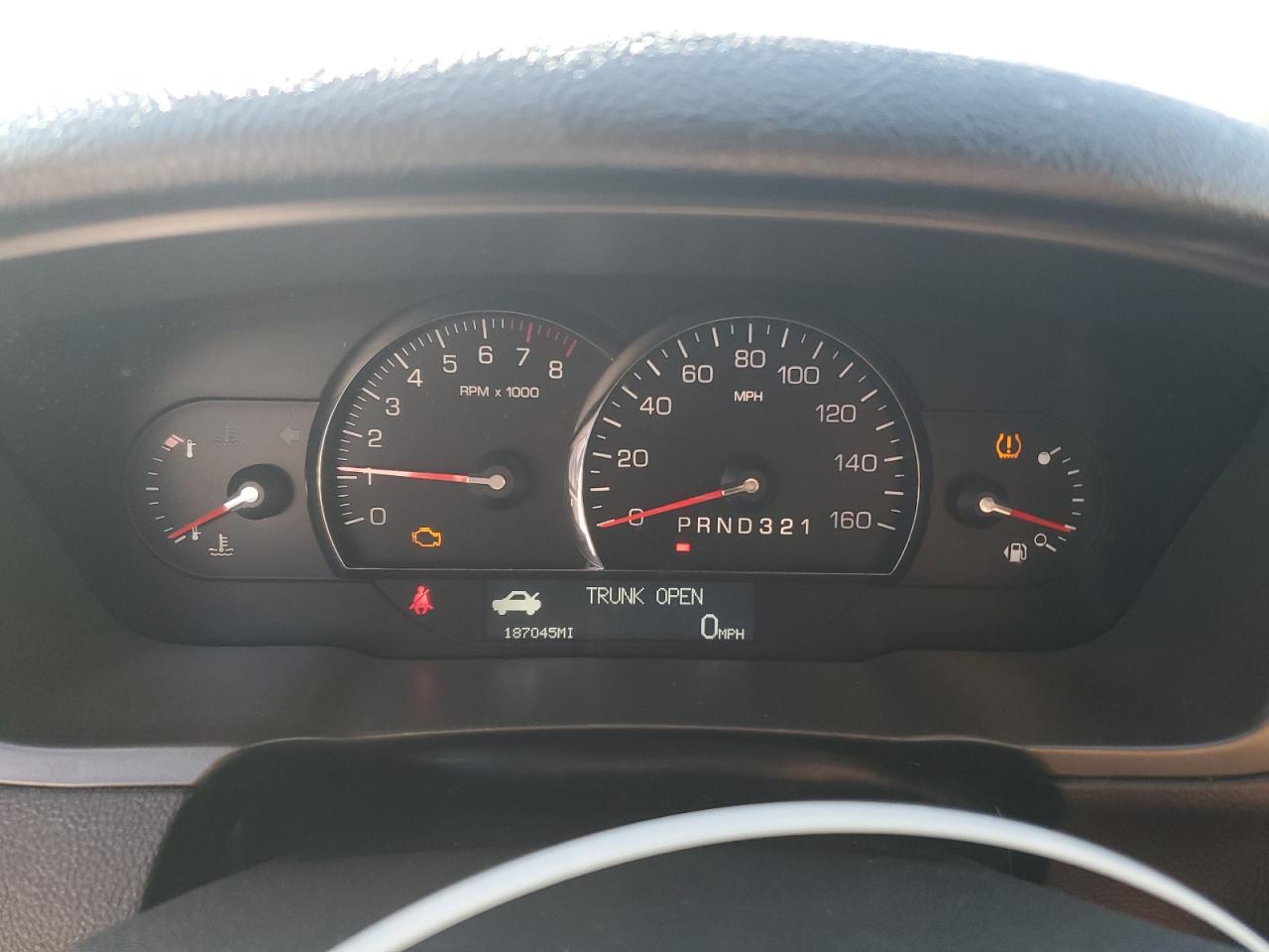 2008 Cadillac Dts VIN: 1G6KD57978U115362 Lot: 82428215