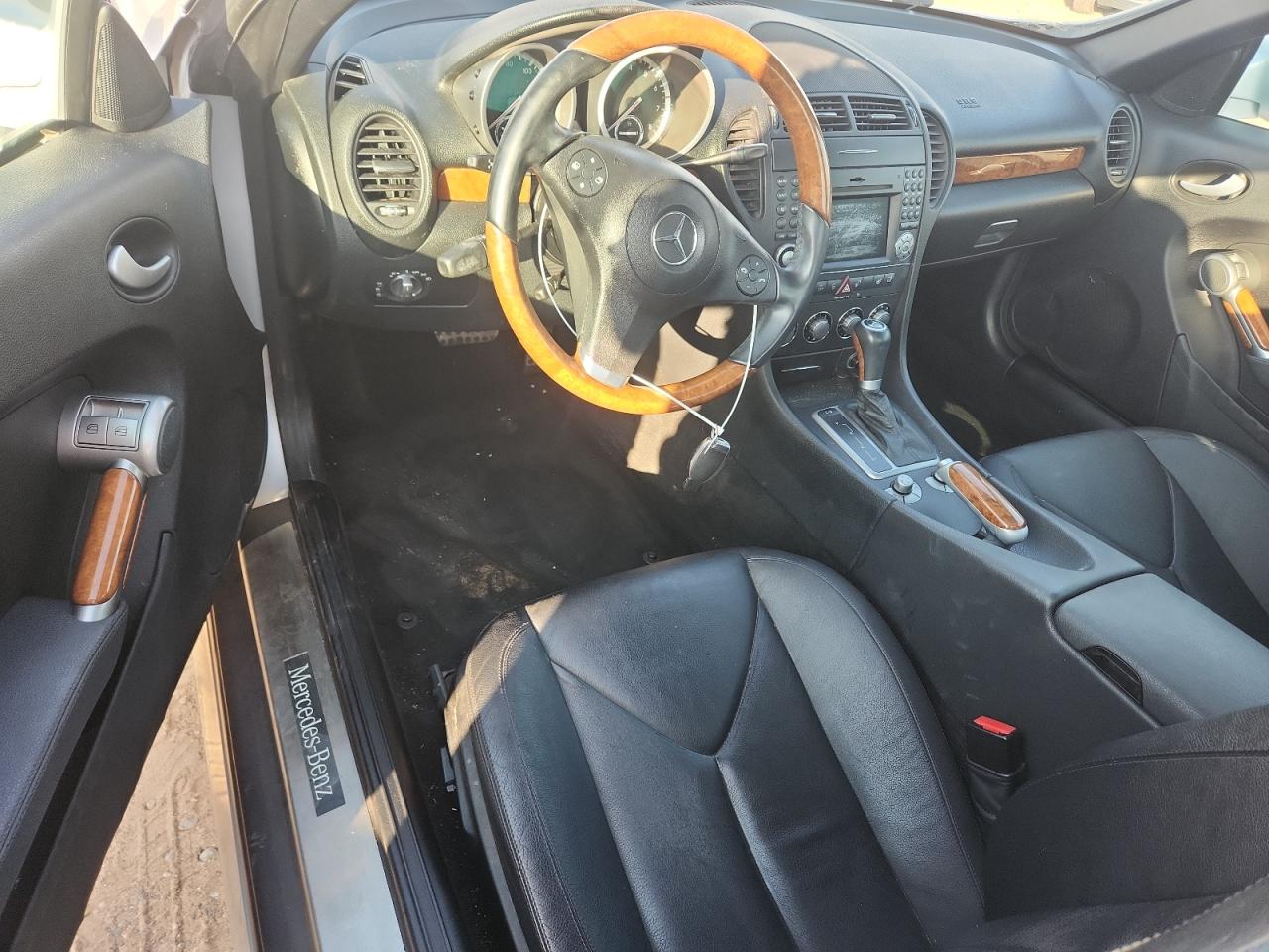 2011 Mercedes-Benz Slk 300 VIN: WDBWK5EA3BF238636 Lot: 85295455