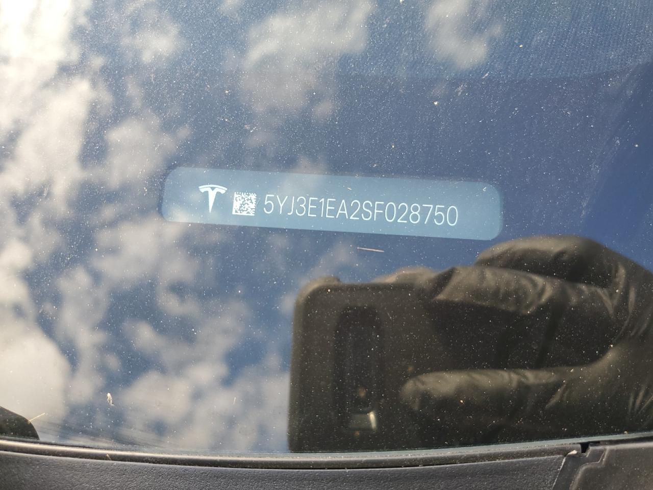 2025 Tesla Model 3 VIN: 5YJ3E1EA2SF028750 Lot: 85587305