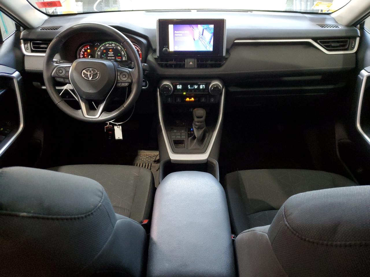 2024 Toyota Rav4 Xle VIN: 2T3P1RFV8RC472136 Lot: 84959055