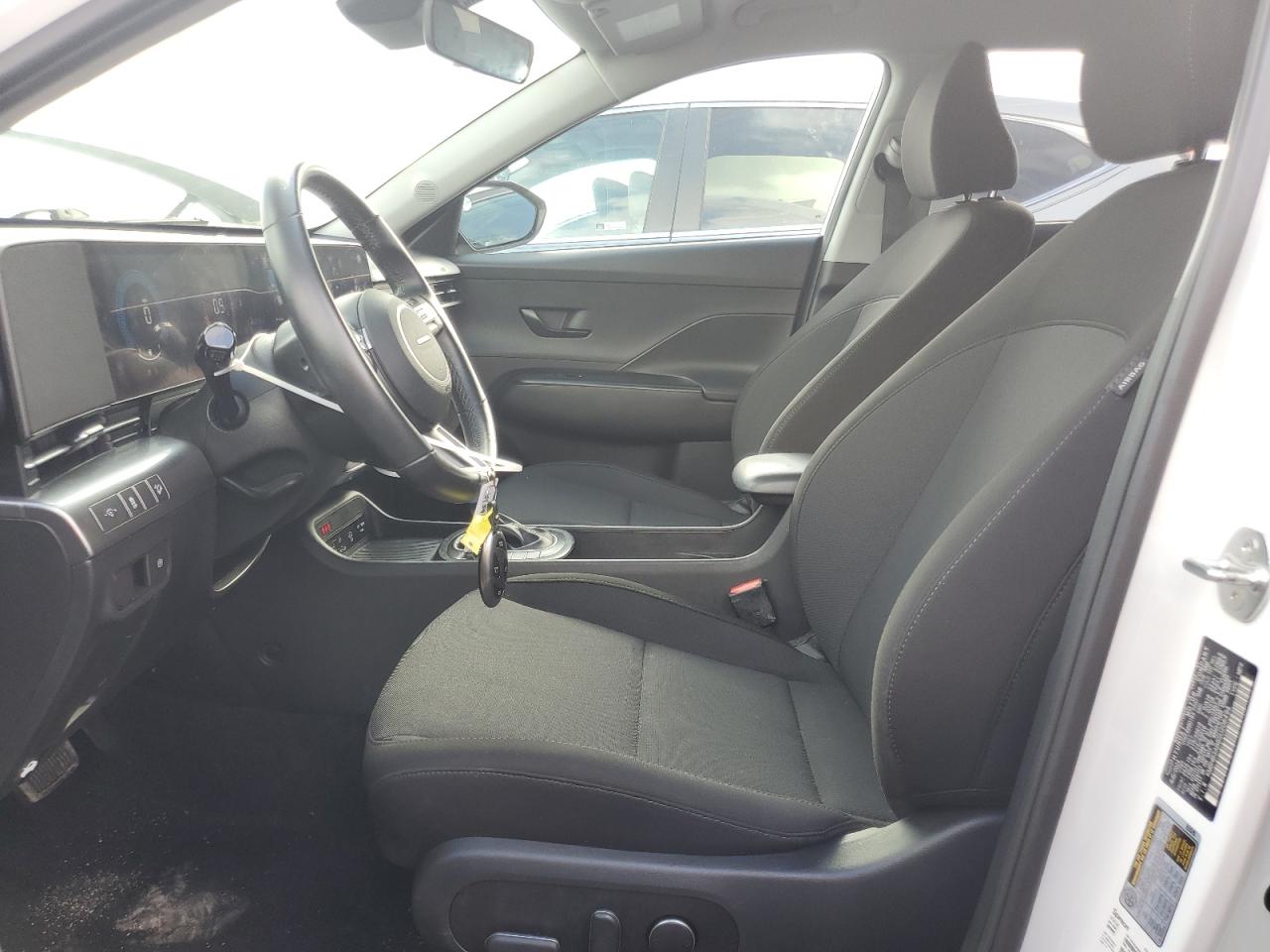 2025 Hyundai Kona Sel VIN: KM8HB3AB8SU206494 Lot: 81597495