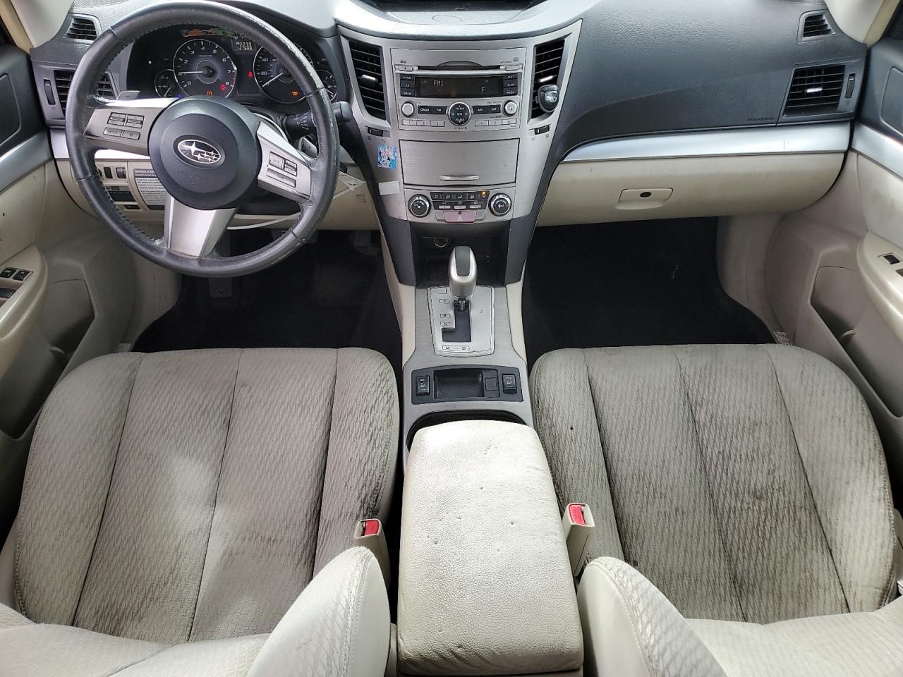 2010 Subaru Legacy 2.5I Premium VIN: 4S3BMBG62A3235552 Lot: 86650145