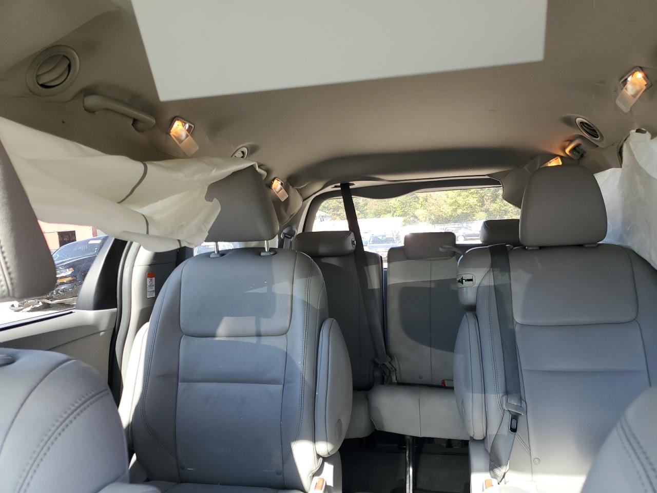 2015 Toyota Sienna Xle VIN: 5TDYK3DC8FS551625 Lot: 85323315