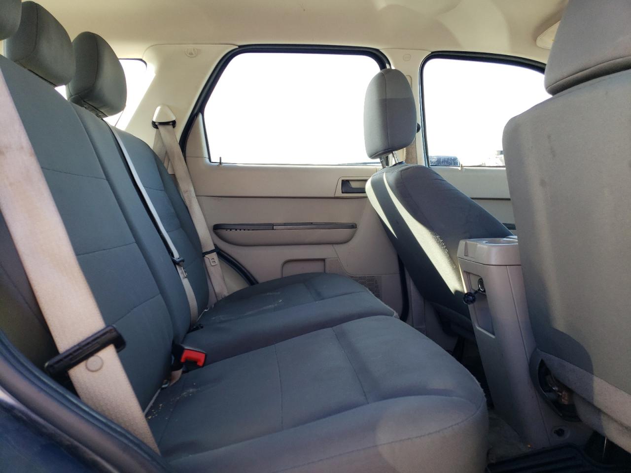 2010 Ford Escape Xls VIN: 1FMCU9C78AKA88344 Lot: 85130475