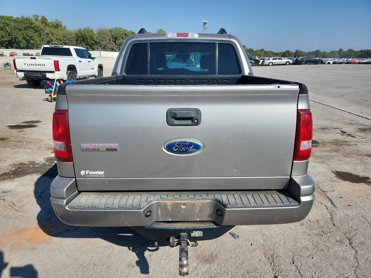 2008 Ford Explorer Sport Trac Limited VIN: 1FMEU33E68UB26205 Lot: 82361125