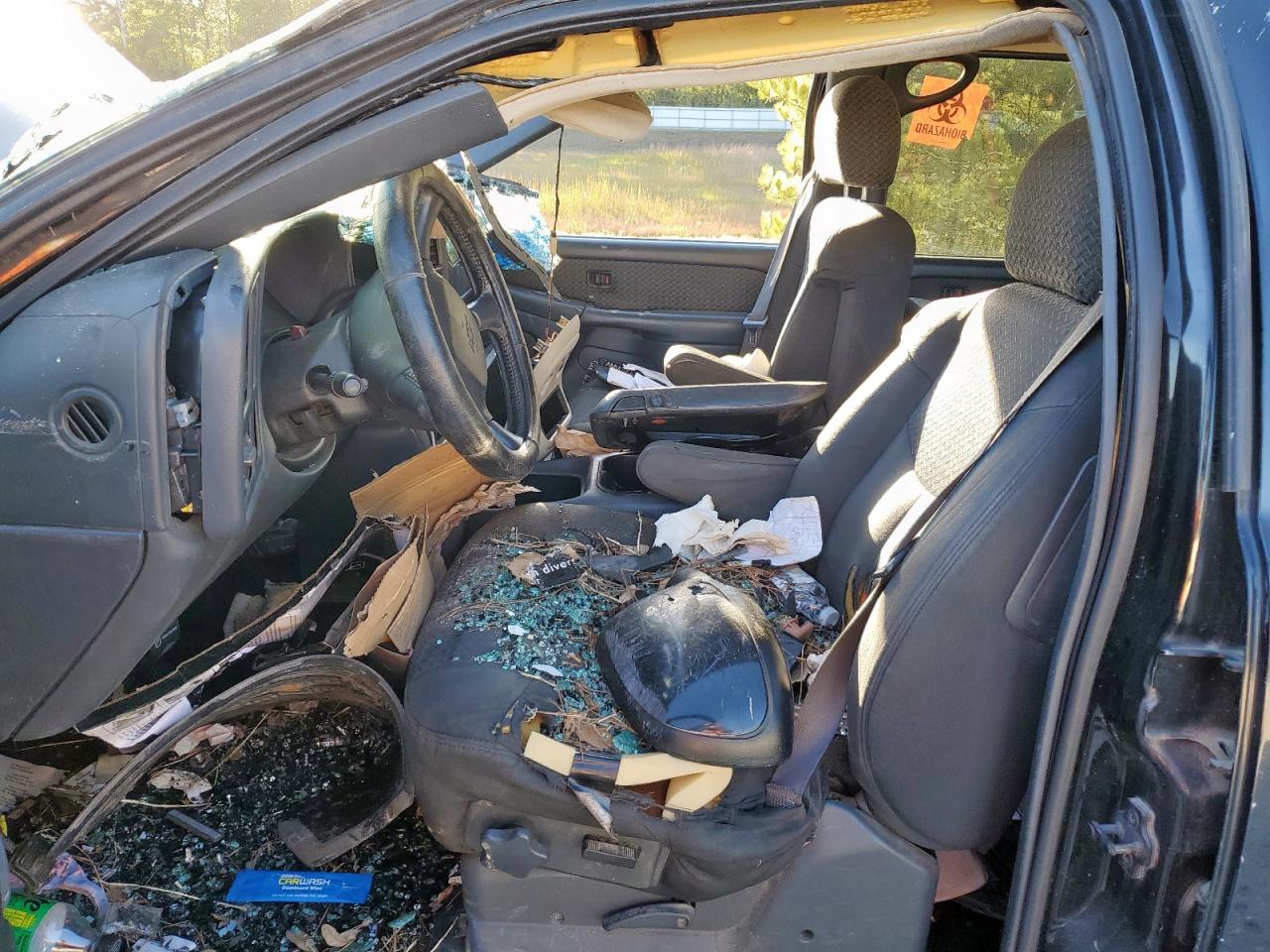 2002 Chevrolet Avalanche C1500 VIN: 3GNEC13T52G327749 Lot: 90517395