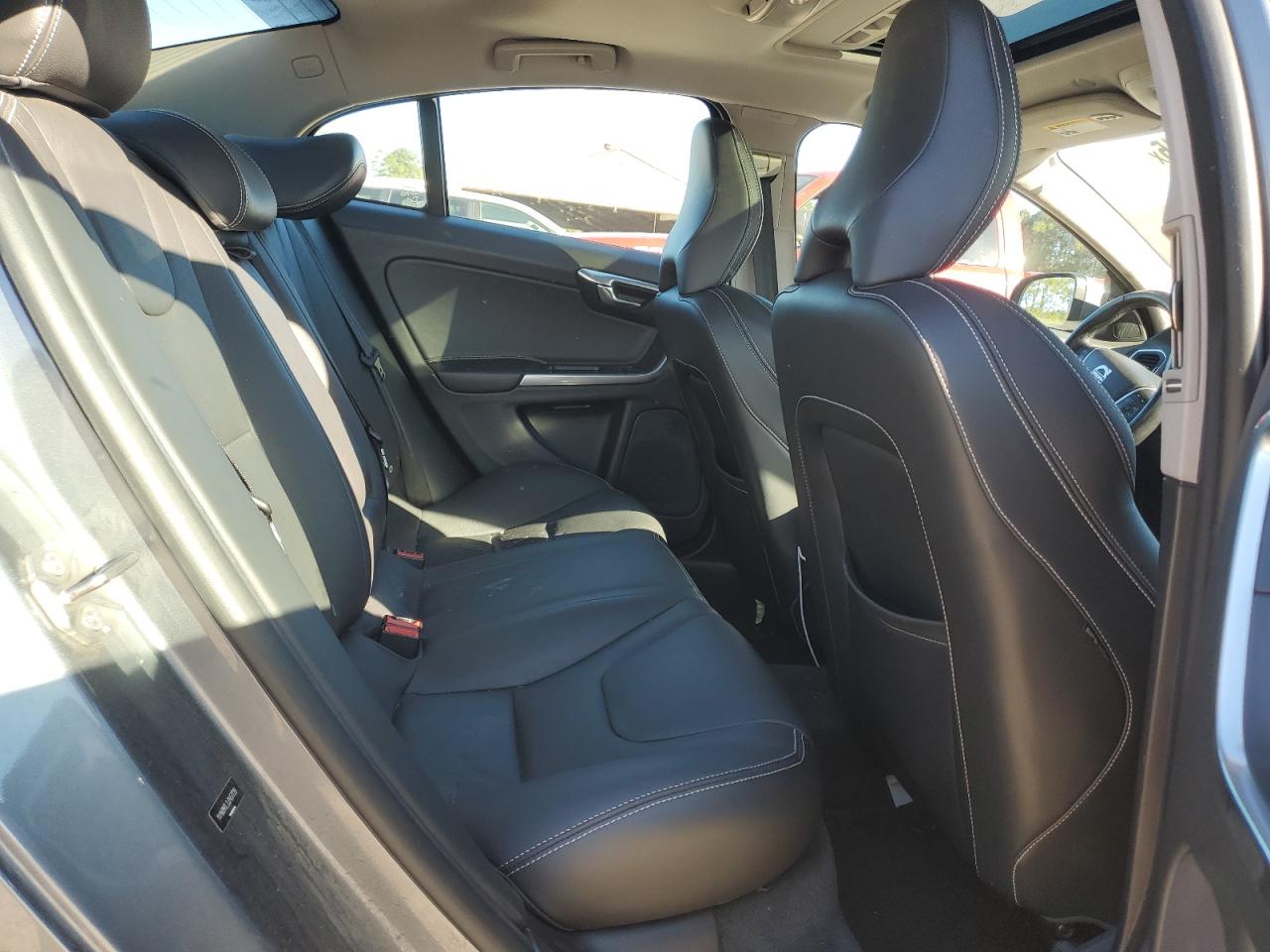 2018 Volvo S60 Dynamic VIN: YV140MTL2J2457729 Lot: 91019015