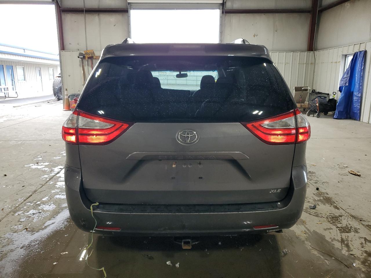 2017 Toyota Sienna Xle VIN: 5TDYZ3DC0HS861198 Lot: 86448385