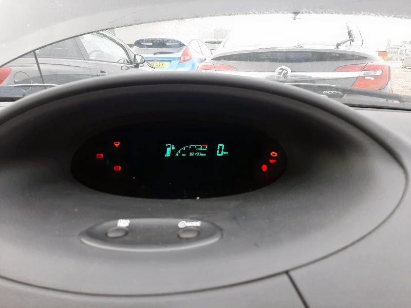 2005 TOYOTA YARIS 1.4 D-4D T SPIRIT 5DR