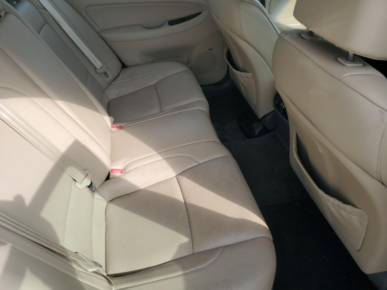 2010 Hyundai Genesis 3.8L VIN: KMHGC4DE2AU085951 Lot: 86224805