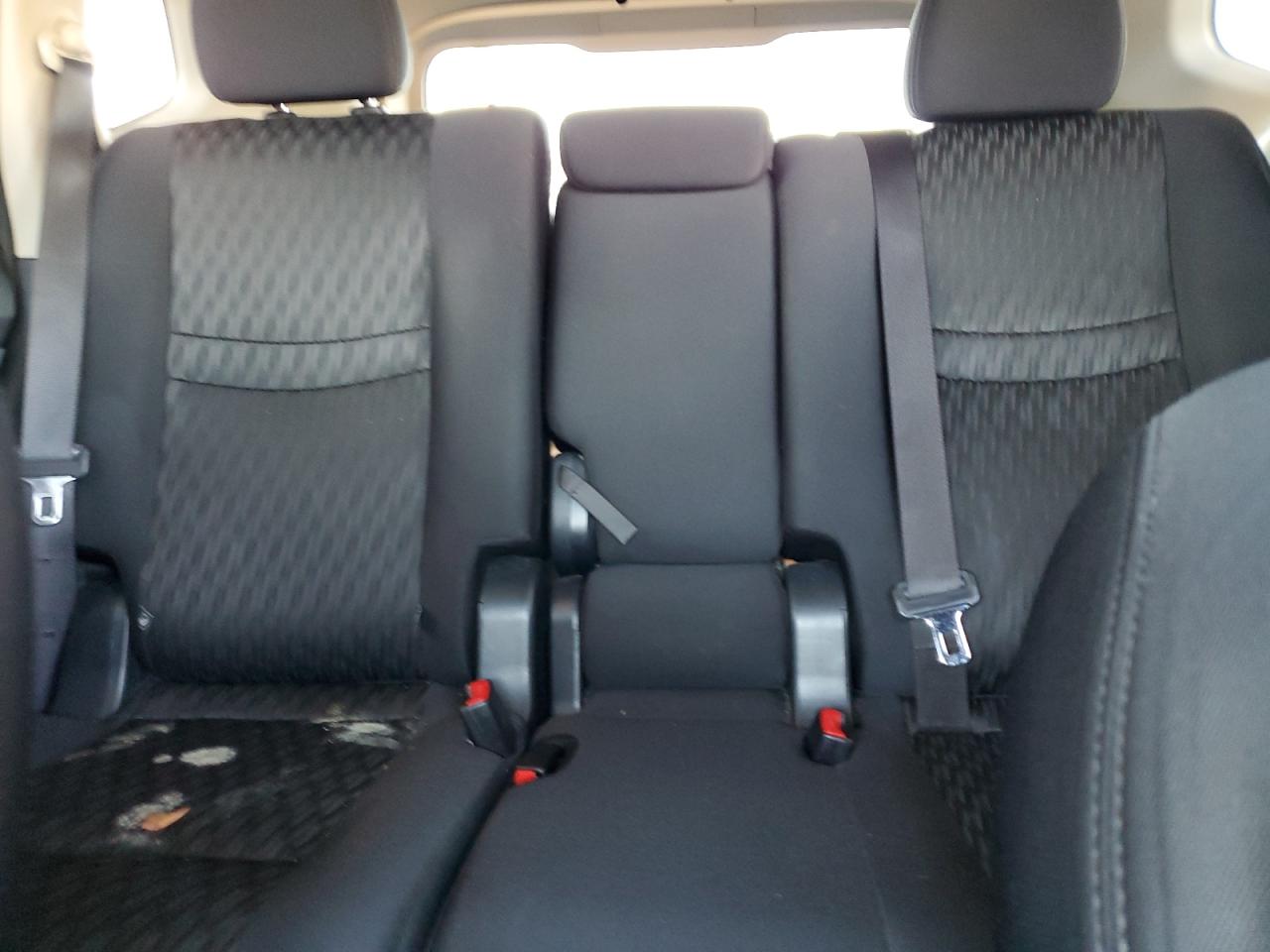 2018 Nissan Rogue S VIN: 5N1AT2MT1JC798791 Lot: 85176655