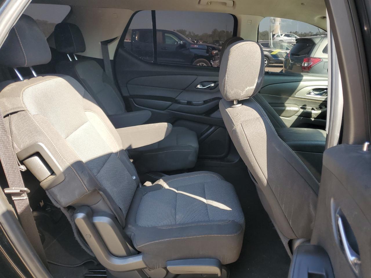 2019 Chevrolet Traverse Lt VIN: 1GNERGKW4KJ101052 Lot: 85183905