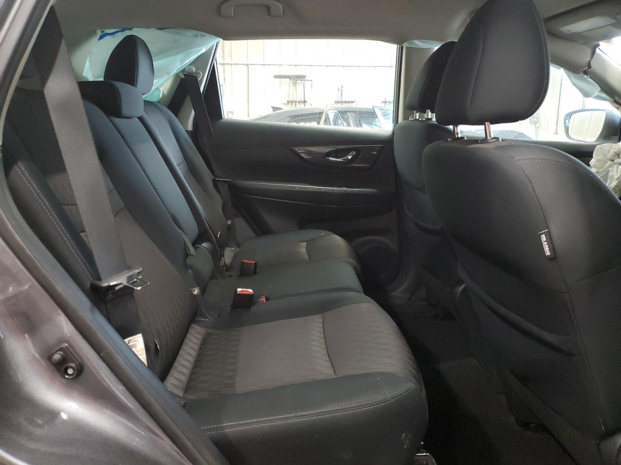 2018 Nissan Rogue S VIN: 5N1AT2MV1JC746868 Lot: 90775905